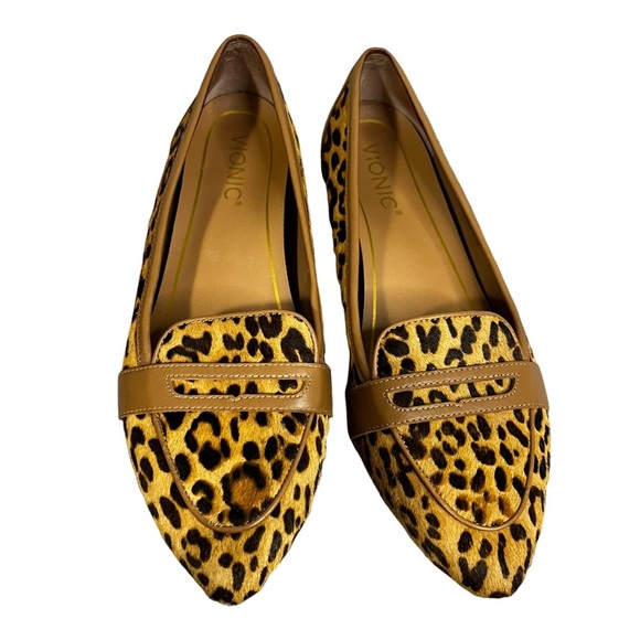 Vionic Savannah Leopard Print Flat / loader size 7 leather / cow hair - Picture 9 of 9